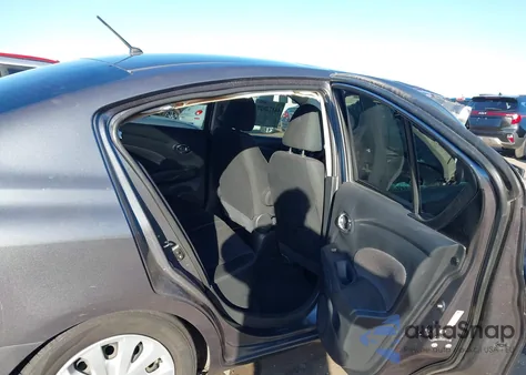 2018 Nissan Versa 1.6 Sv z USA, uszkodzony, nr VIN 3N1CN7AP0JL855937